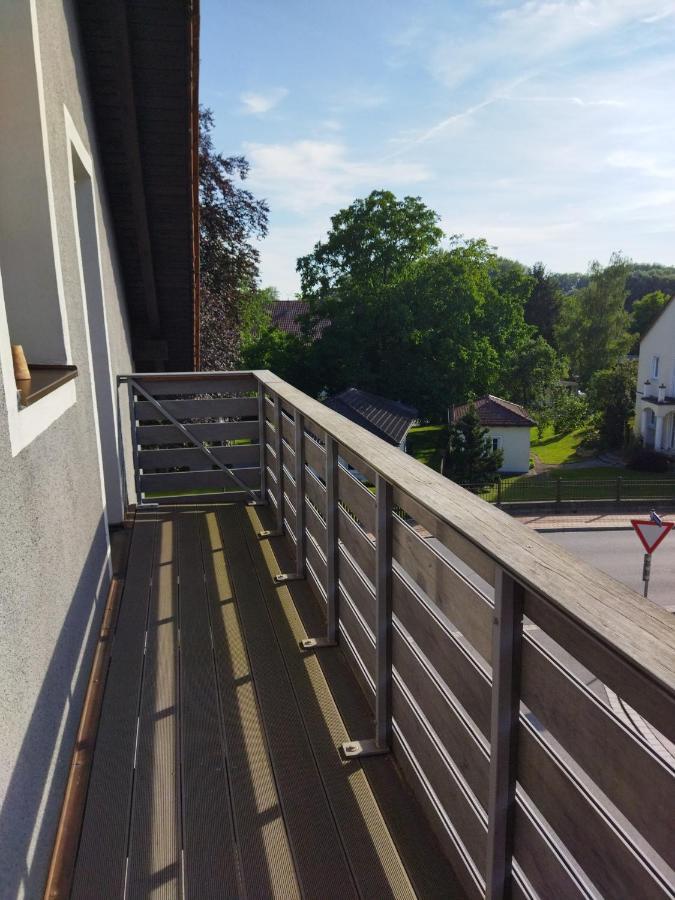 Aussergewoehnliche Atelierferienwohnung Mit Balkon An Der Donau Winzer Luaran gambar
