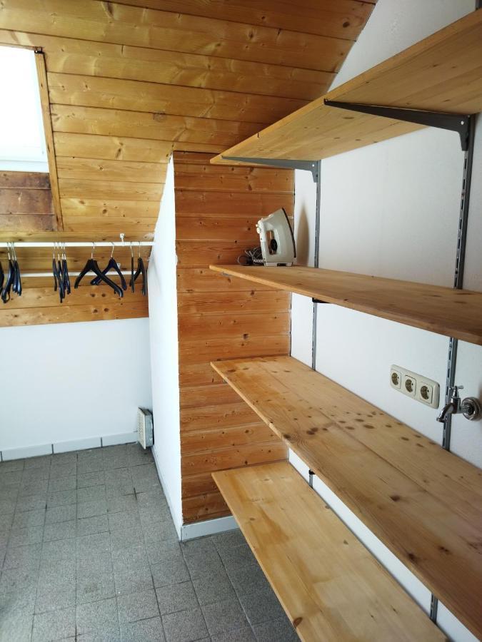 Aussergewoehnliche Atelierferienwohnung Mit Balkon An Der Donau Winzer Luaran gambar