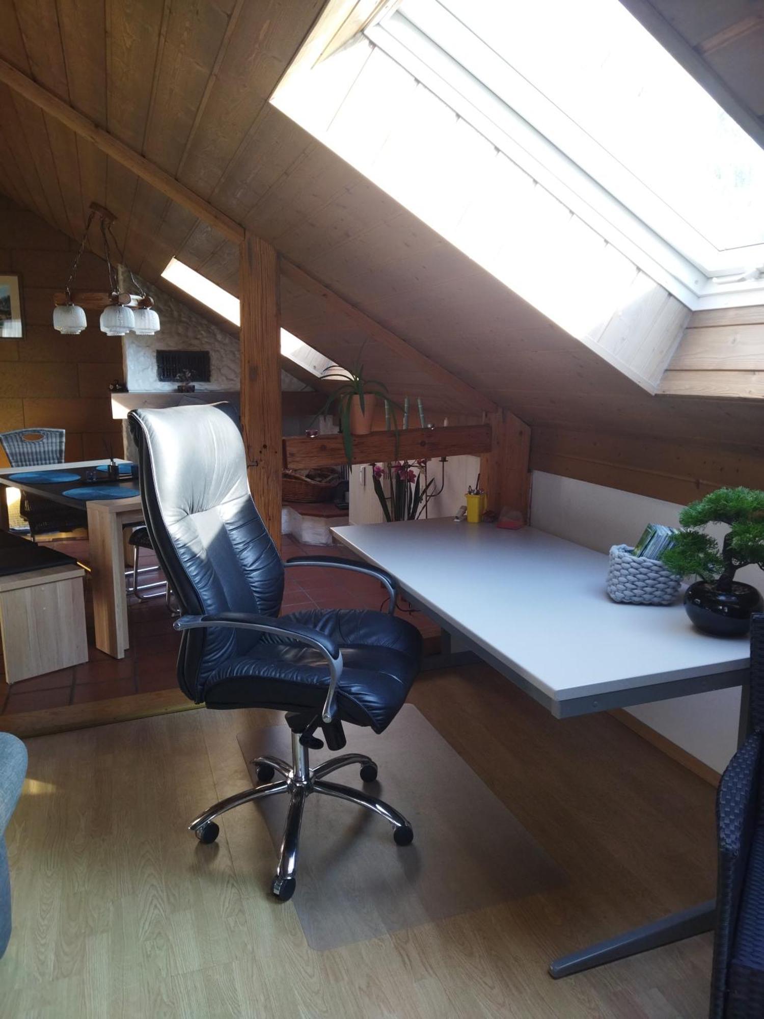 Aussergewoehnliche Atelierferienwohnung Mit Balkon An Der Donau Winzer Luaran gambar